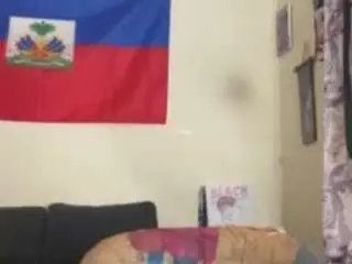 Haitiansinsationsquirtqueen  live sex cam