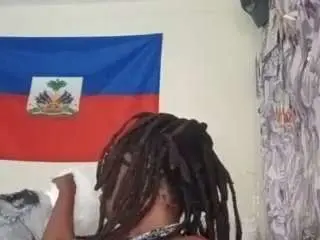 Haitiansinsationsquirtqueen  live sex cam