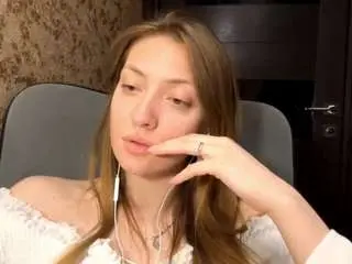 Irmgardfitzrandolph  live sex cam