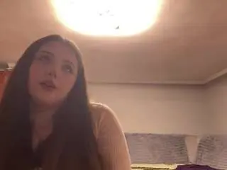 Lilakucharik  live sex cam