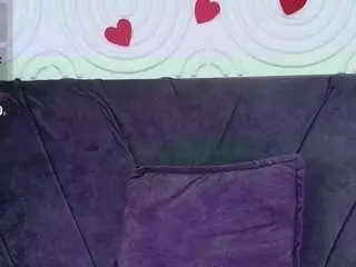 Miss-quipitoss  live sex cam