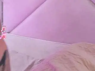 Miss-quipitoss  live sex cam