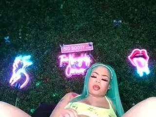 Bigbootysarenalove  live sex cam