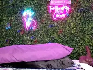 Bigbootysarenalove  live sex cam