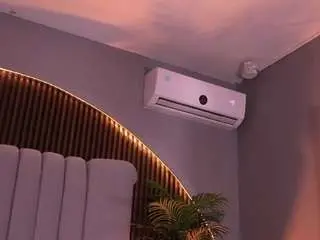 Isabellax21  live sex cam