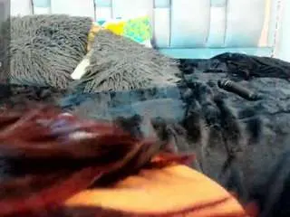 Kiara-cruz  live sex cam