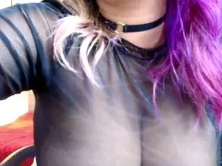 Kiara-cruz  live sex cam