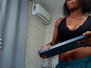 Ninawilsonn  live sex cam