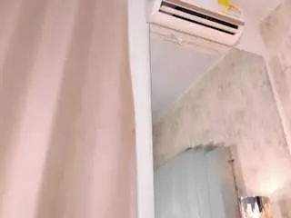 Sofii-james  live sex cam