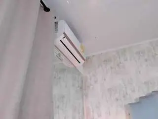 Sofii-james  live sex cam