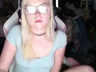 Addisonsparks  live sex cam