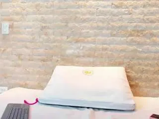 Anny-scotte  live sex cam