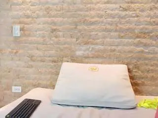 Anny-scotte  live sex cam