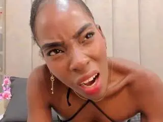 Annyroy  live sex cam
