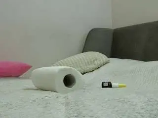 Brilliantkiss  live sex cam