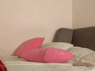 Brilliantkiss  live sex cam