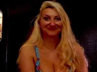 Leticiareys  live sex cam