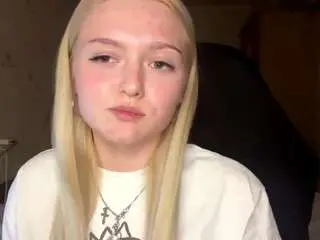 Mauritacanfield  live sex cam