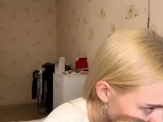 Mauritacanfield  live sex cam