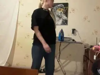 Mauritacanfield  live sex cam