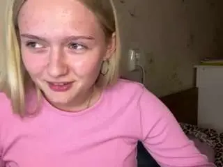 Mauritacanfield  live sex cam