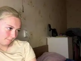Mauritacanfield  live sex cam