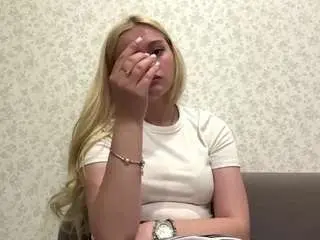 Mauritacanfield  live sex cam