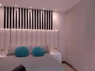 Niickyreedd  live sex cam
