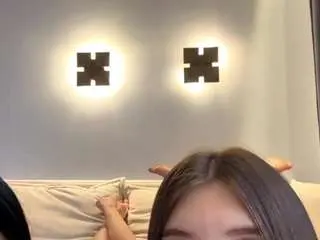 Suzannfulliton  live sex cam