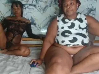 Kinkybunny666  live sex cam