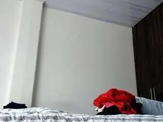 Konnieruiz  live sex cam