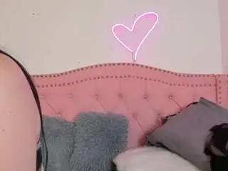 Konnieruiz  live sex cam