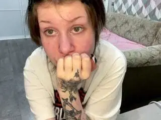 Lettyausley  live sex cam