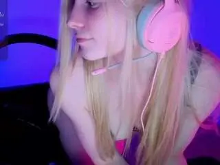 Alizebaby18  live sex cam