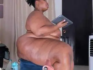 Bigasshott  live sex cam