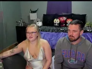 Graniteaura  live sex cam