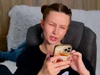 Lota22  live sex cam