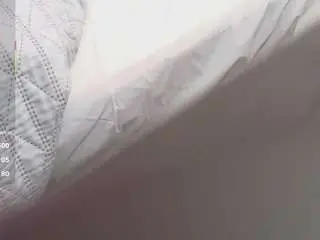Miss-nahomi  live sex cam