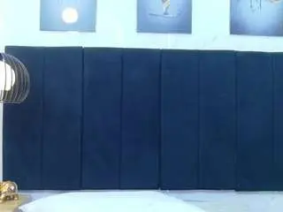 Miss-nahomi  live sex cam