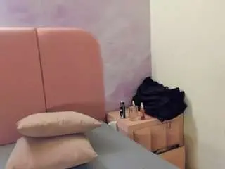 Samanthaaura  live sex cam