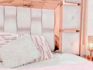 Carlee-jones  live sex cam