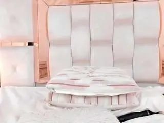 Carlee-jones  live sex cam