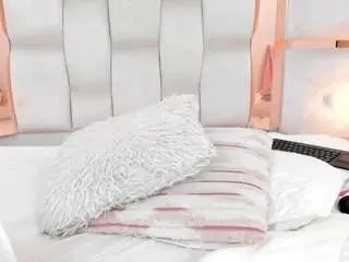 Carlee-jones  live sex cam