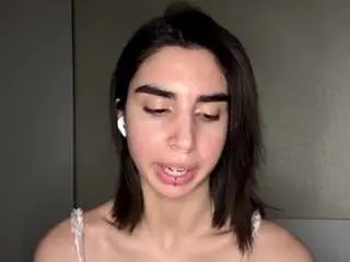 Doreathamoffa  live sex cam