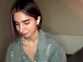 Doreathamoffa  live sex cam