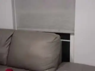 Hisdickbrat  live sex cam