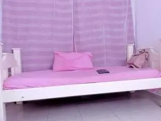 Marilynbenett  live sex cam