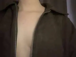 Antoinetteelhassan  live sex cam