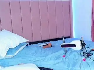 Bianca-royale  live sex cam
