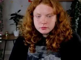 Cassieredkiss  live sex cam